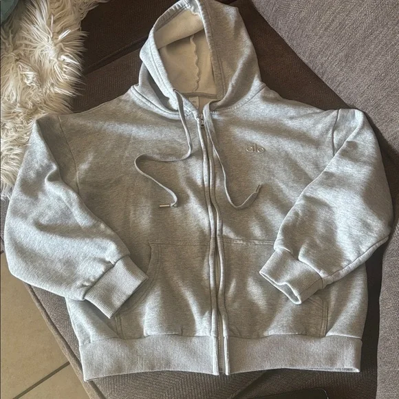ALO Yoga Women's Light Gray Zip-Up Hoodie - Picture 3 of 7